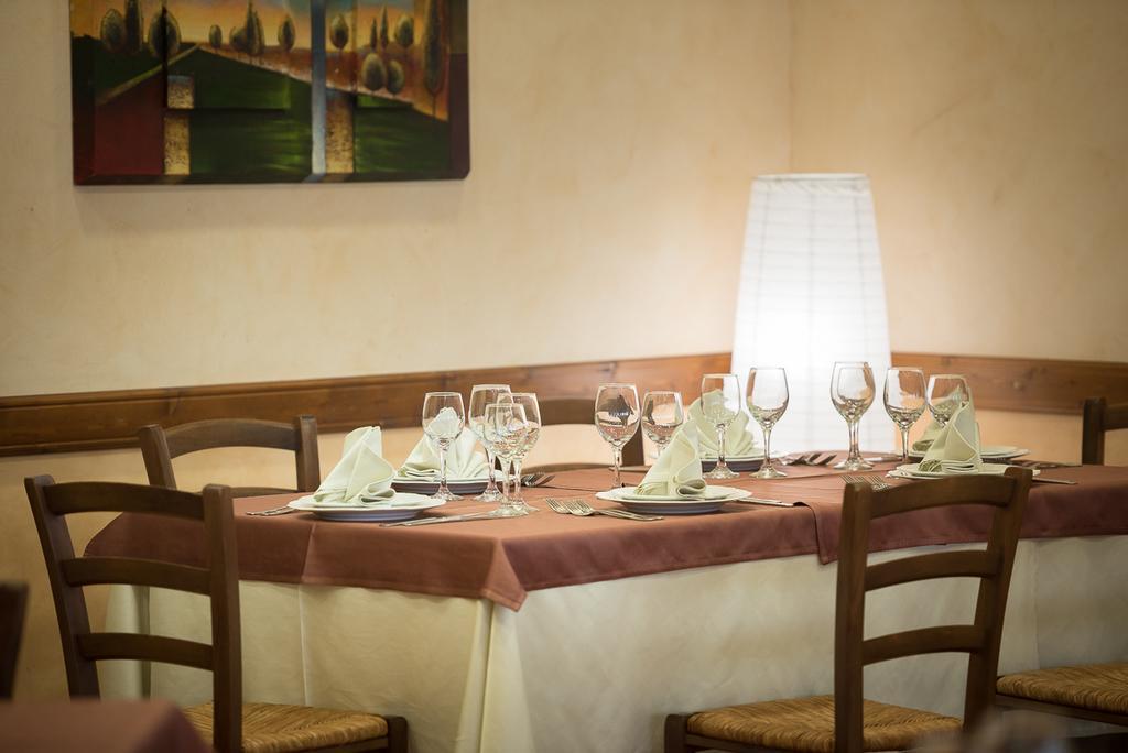 Valle Himara Pensionat Piana Degli Albanesi Exteriör bild
